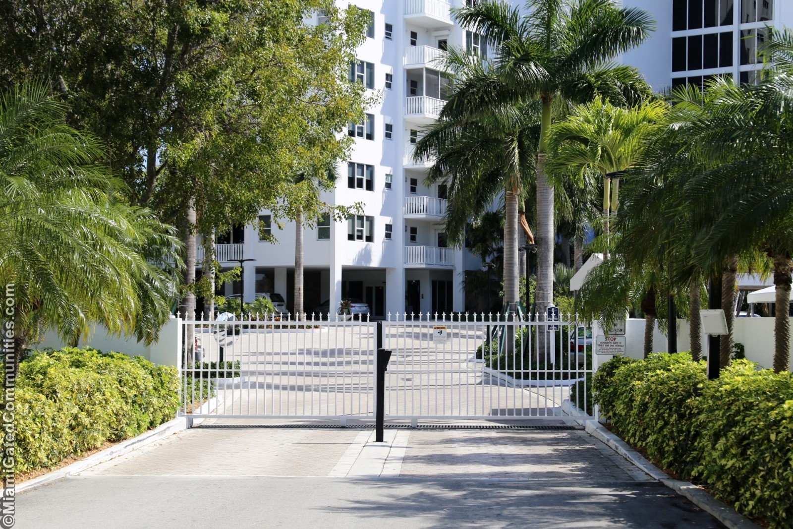 Miami Gated Communities Miami Realtors, buying Coral Gables homes