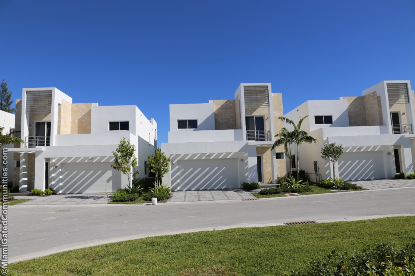 Miami Gated Communities - Miami Realtors, buying Coral Gables homes